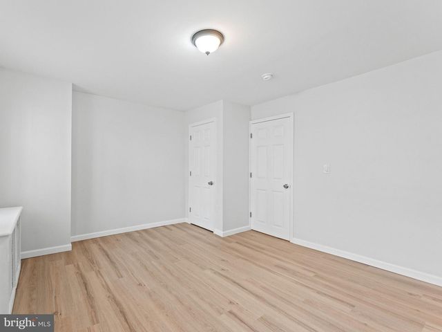 906 S FAIRHILL ST, Philadelphia, PA 19147