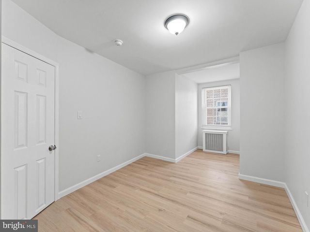 906 S FAIRHILL ST, Philadelphia, PA 19147