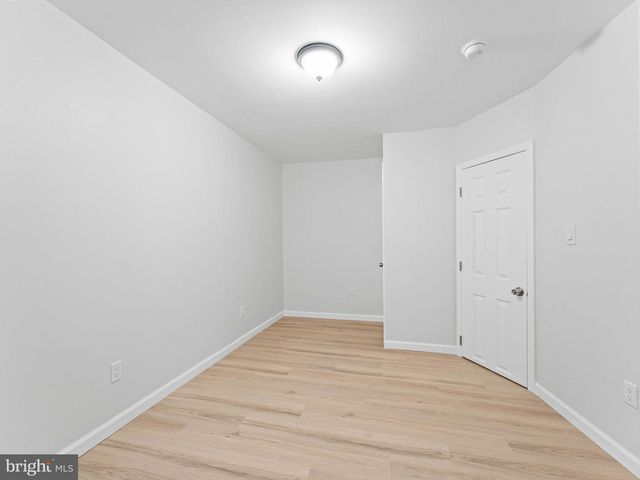906 S FAIRHILL ST, Philadelphia, PA 19147