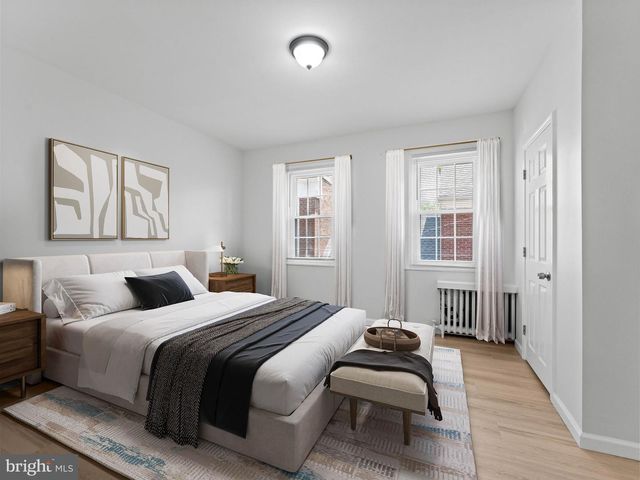 906 S FAIRHILL ST, Philadelphia, PA 19147