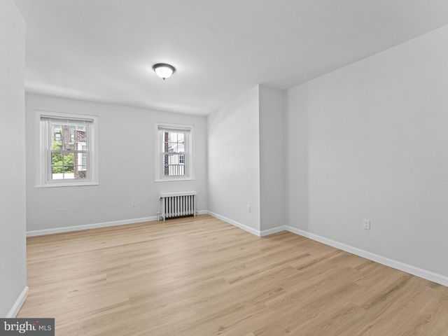 906 S FAIRHILL ST, Philadelphia, PA 19147