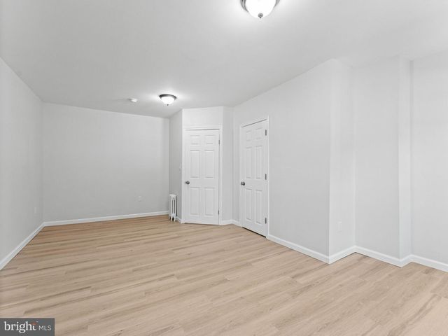 906 S FAIRHILL ST, Philadelphia, PA 19147