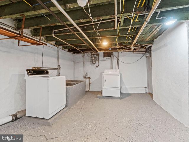 906 S FAIRHILL ST, Philadelphia, PA 19147