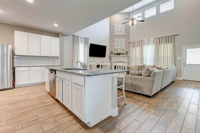 4602 Singletree Lane, Rosenberg, TX 77471