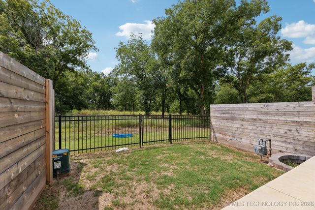 3408 Redbud Lane, Tulsa, OK 74132