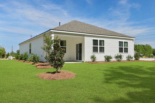 2974 Fernwood Drive, North Charleston, SC 29406