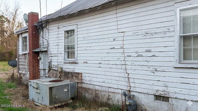 1311 Highland Drive, Washington, NC 27889