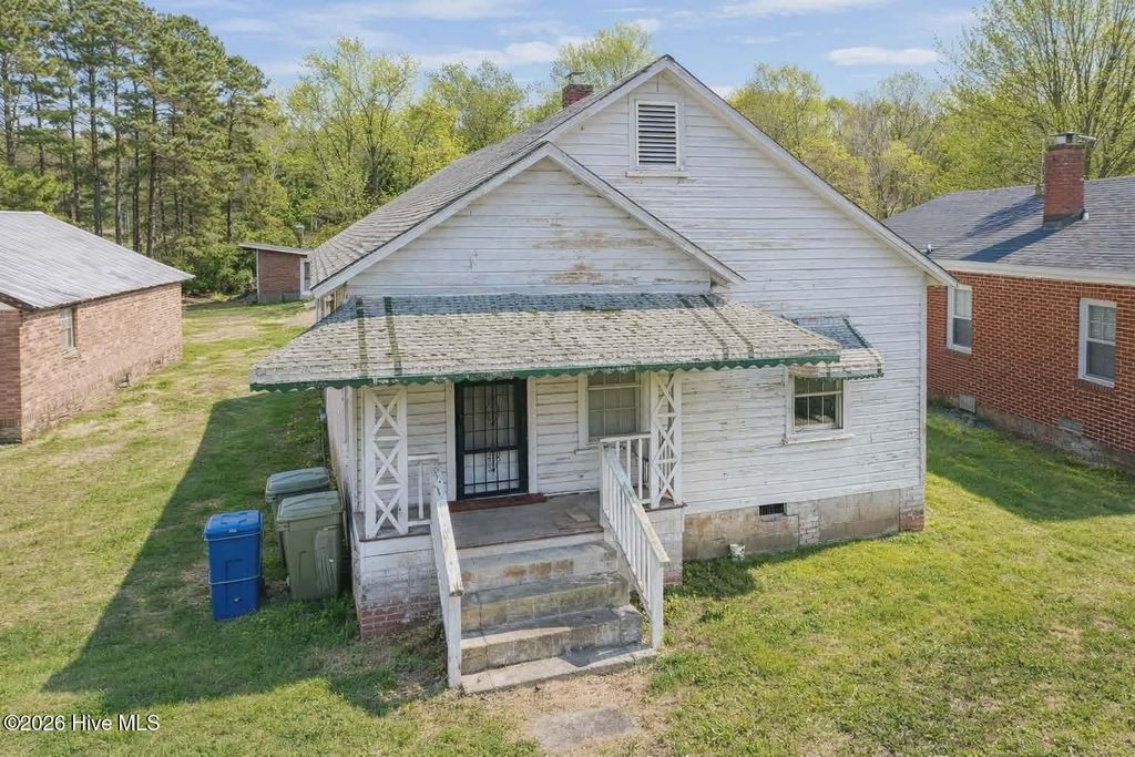 1311 Highland Drive, Washington, NC 27889