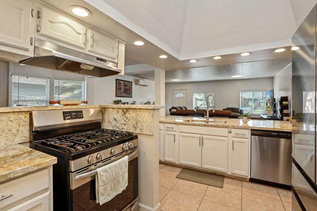 1451 W Willow St, Stockton, CA 95203