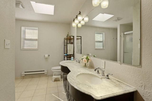 1451 W Willow St, Stockton, CA 95203