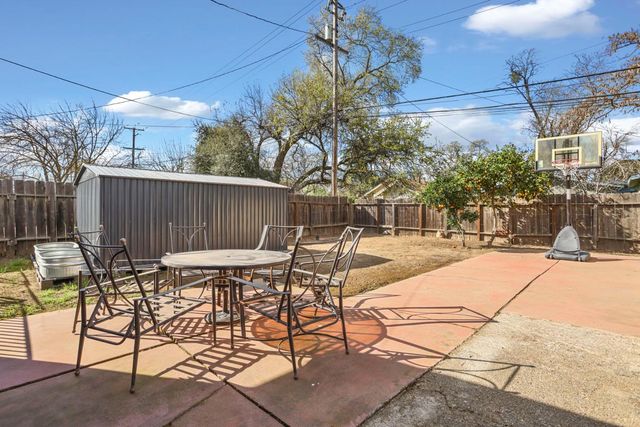 1451 W Willow St, Stockton, CA 95203