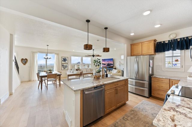 4979 W WILLOWBANK DR, Highland, UT 84003