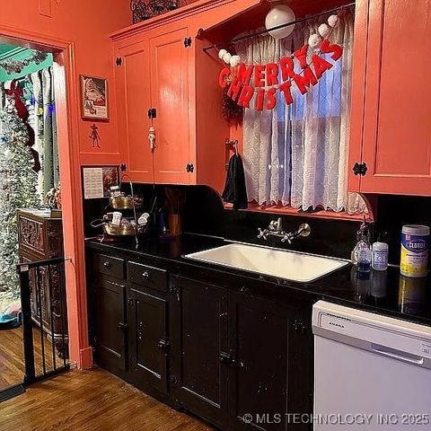 1303 S Gary Avenue, Tulsa, OK 74104