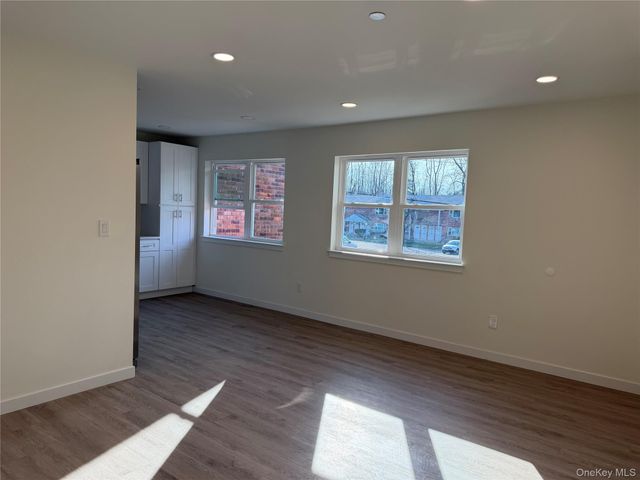 5 Colonial Drive 11, Wappingers Falls, NY 12590
