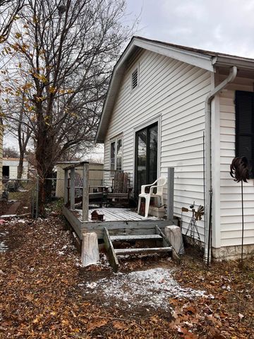1850 S Waco, Wichita, KS 67213