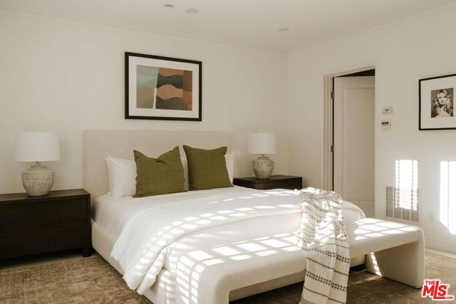 334 Huntley Drive, West Hollywood, CA 90048