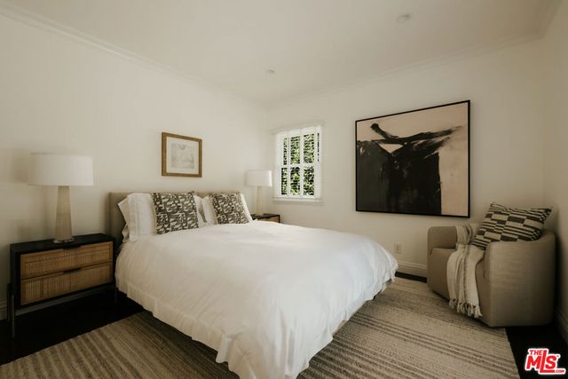 334 Huntley Drive, West Hollywood, CA 90048