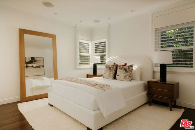 334 Huntley Drive, West Hollywood, CA 90048