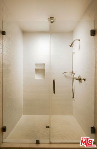 334 Huntley Drive, West Hollywood, CA 90048