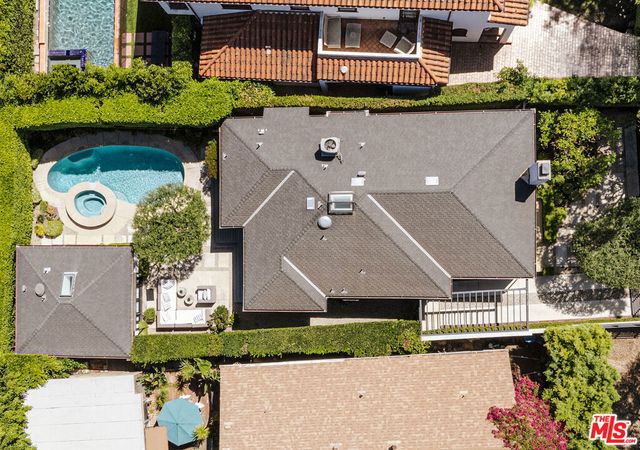 334 Huntley Drive, West Hollywood, CA 90048