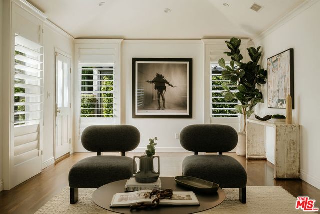 334 Huntley Drive, West Hollywood, CA 90048