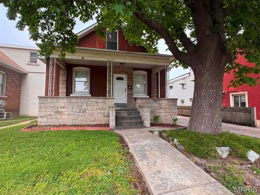 2321 Washington Avenue, Granite City, IL 62040
