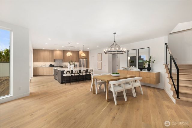 2410 Everett Avenue E, Seattle, WA 98102