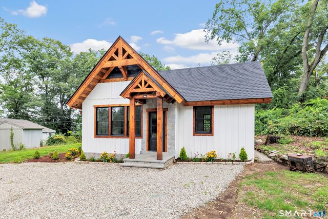 262 Great Plain Road 15, Danbury, CT 06811