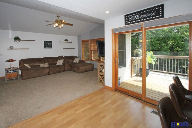 1948 SW 33 Street, Lincoln, NE 68522