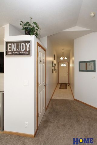 1948 SW 33 Street, Lincoln, NE 68522