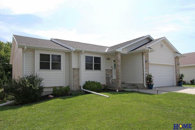 1948 SW 33 Street, Lincoln, NE 68522