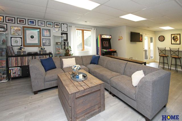 1948 SW 33 Street, Lincoln, NE 68522