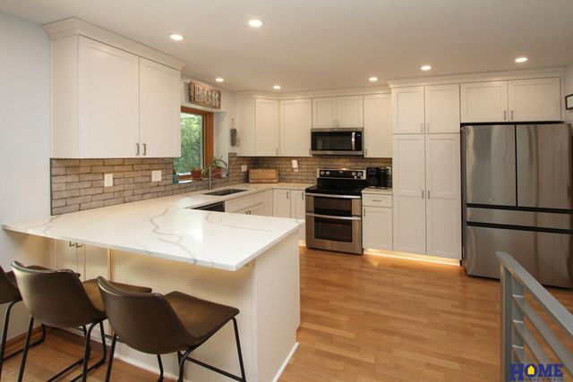 1948 SW 33 Street, Lincoln, NE 68522