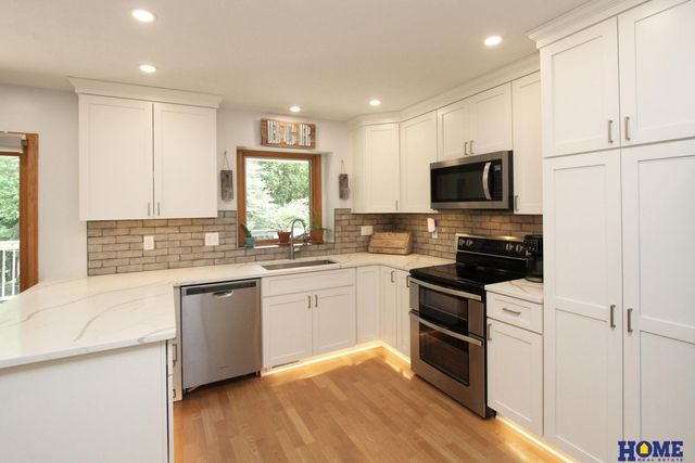 1948 SW 33 Street, Lincoln, NE 68522