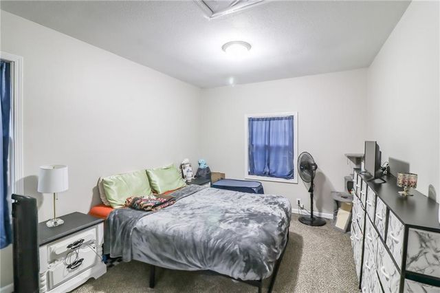 1007 Vest Drive, Warrensburg, MO 64093