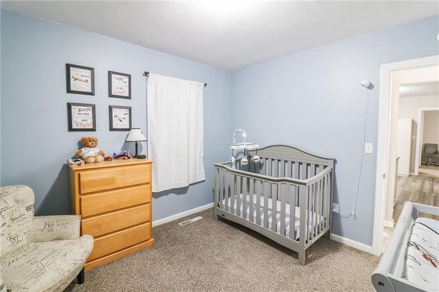 1007 Vest Drive, Warrensburg, MO 64093