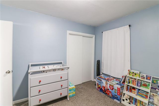 1007 Vest Drive, Warrensburg, MO 64093