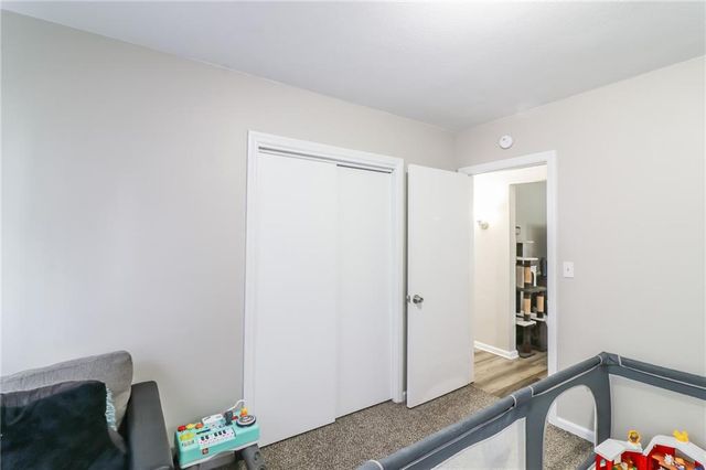 1007 Vest Drive, Warrensburg, MO 64093