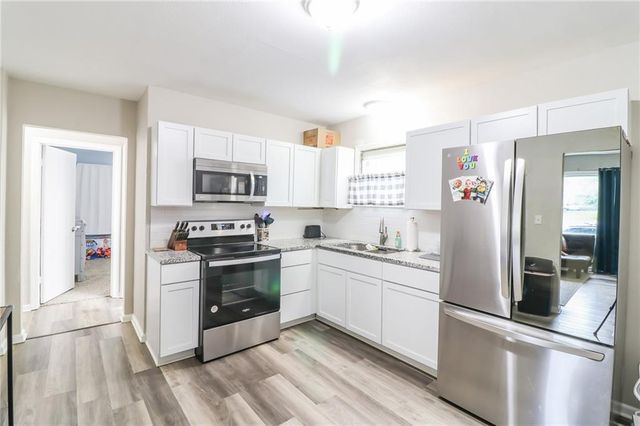 1007 Vest Drive, Warrensburg, MO 64093