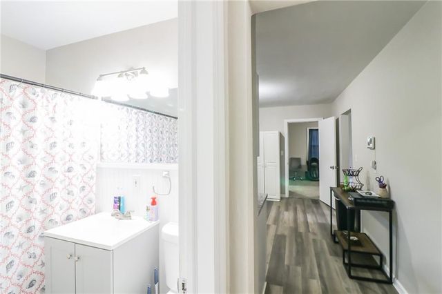 1007 Vest Drive, Warrensburg, MO 64093