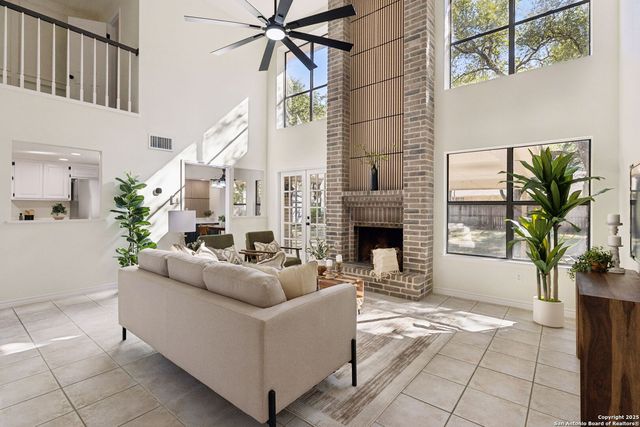 4606 Black Oak Woods, San Antonio, TX 78249