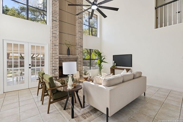 4606 Black Oak Woods, San Antonio, TX 78249