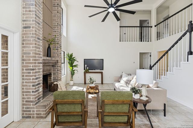 4606 Black Oak Woods, San Antonio, TX 78249