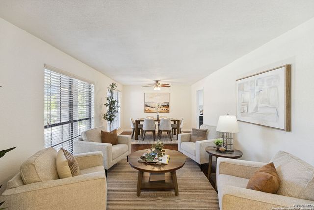 4606 Black Oak Woods, San Antonio, TX 78249