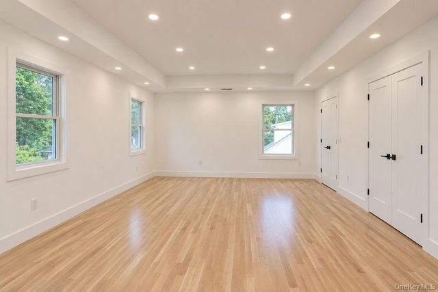 218 W Tyler Avenue, Miller Place, NY 11764