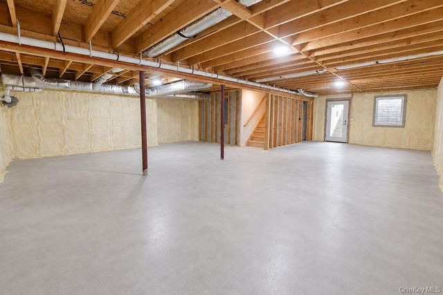 218 W Tyler Avenue, Miller Place, NY 11764