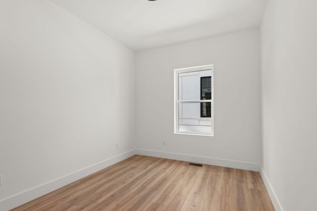 322A Queen Ave, Nashville, TN 37207