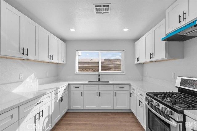 3013 Arnold Street, Bakersfield, CA 93305