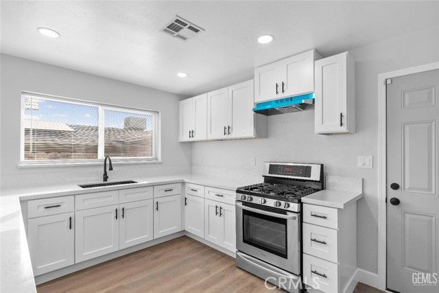 3013 Arnold Street, Bakersfield, CA 93305