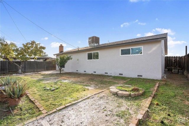 3013 Arnold Street, Bakersfield, CA 93305